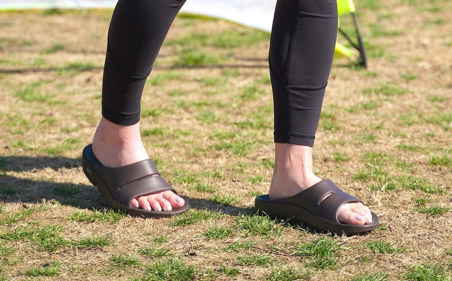 Oofos Men OOahh Slide | Mocha 11 Oofos Men OOahh Slide | Mocha