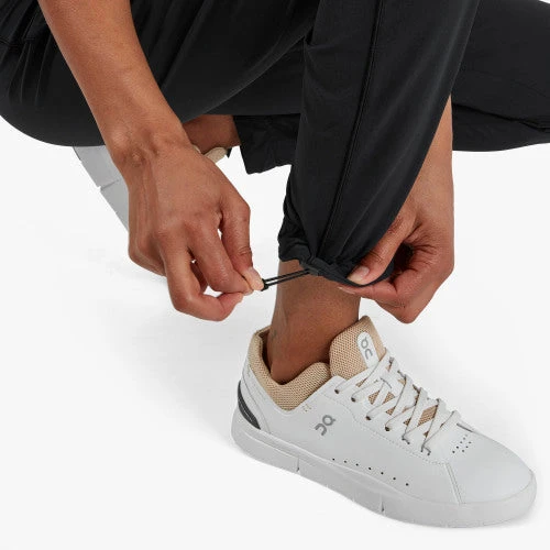 On Running Women's Active Pants | Black Bottoms 6 On Running Women's Active Pants | Black Bottoms