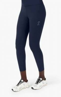 On Running Women's Active Tights | Navy