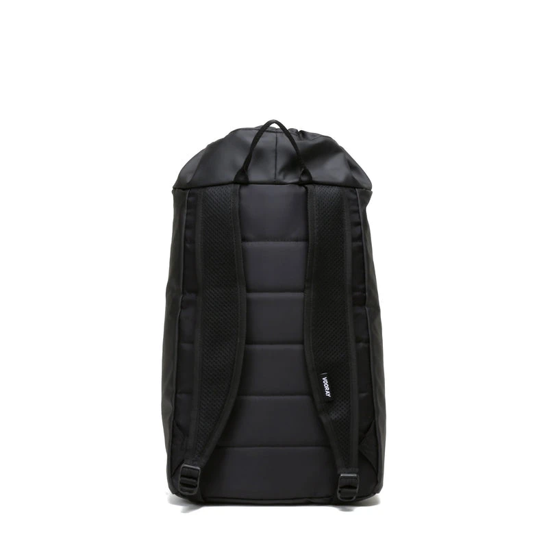 Vooray Stride Cinch Backpack | Matte Black 4 Vooray Stride Cinch Backpack | Matte Black