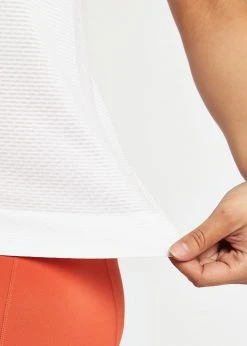 Oiselle Women's Flow Tank | White/White 13 Oiselle Women's Flow Tank | White/White