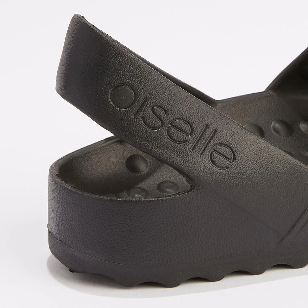 Oiselle Women's Sport Sandal | Black 5 Oiselle Women's Sport Sandal | Black