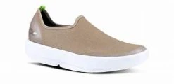 Oofos Women's OOmg EeZee | Taupe