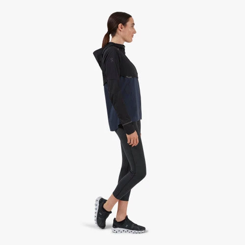 On Running Outerwear Women's Weather Jacket | Black/Navy 4 On Running Outerwear Women's Weather Jacket | Black/Navy